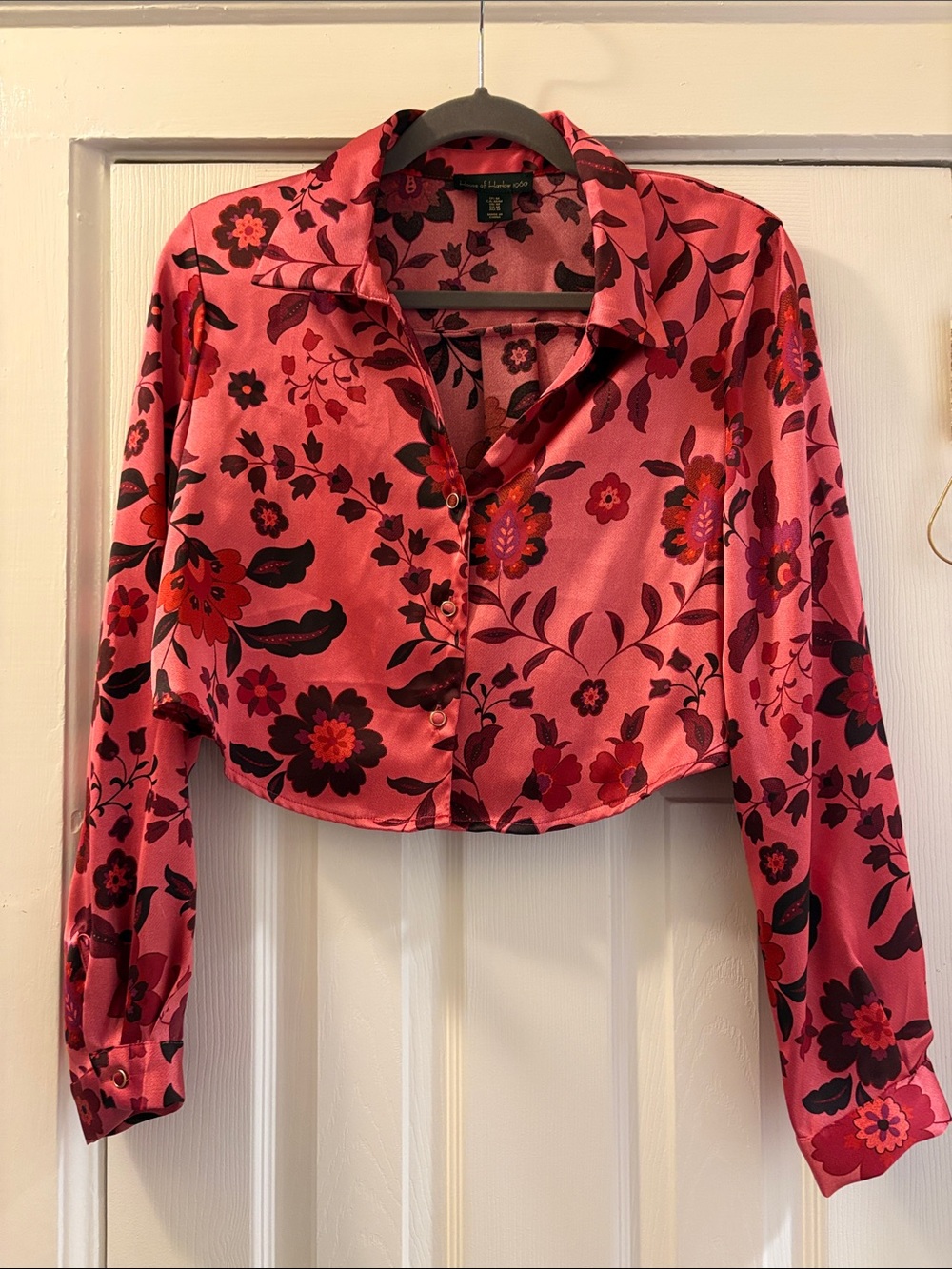 House of Harlow 1960 Pink Floral Button-Down Crop Top